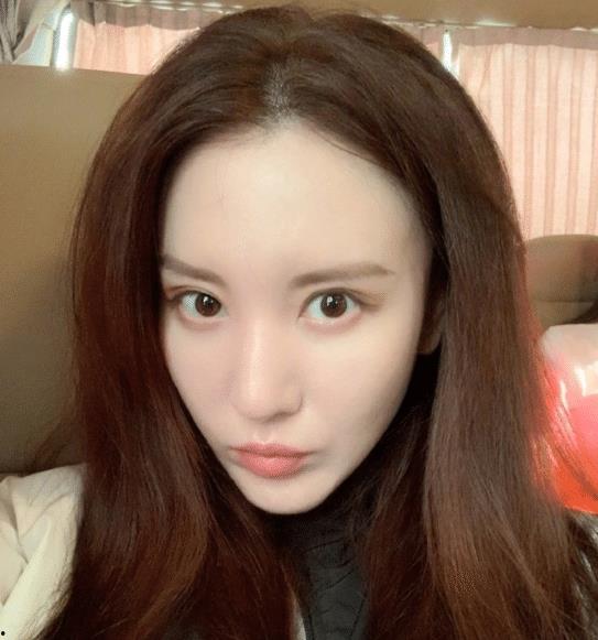 张萌爆料姐姐们视频播放,姐姐们视频播放背后的故事